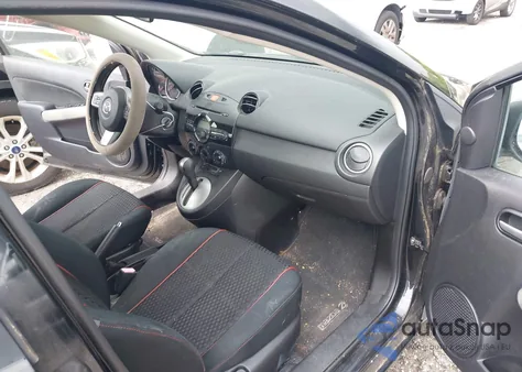 2014 Mazda Mazda2 Touring из США, поврежденный, VIN JM1DE1LY2E0179675